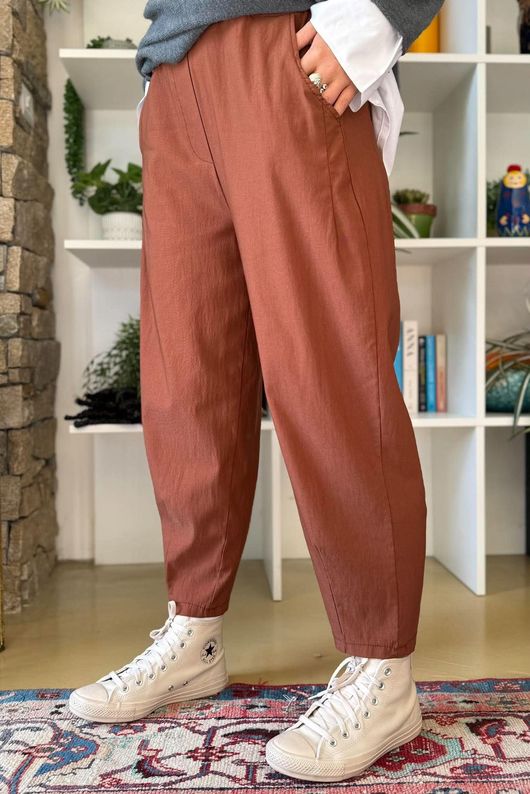 Bengaline Carrot Leg Trouser Rust